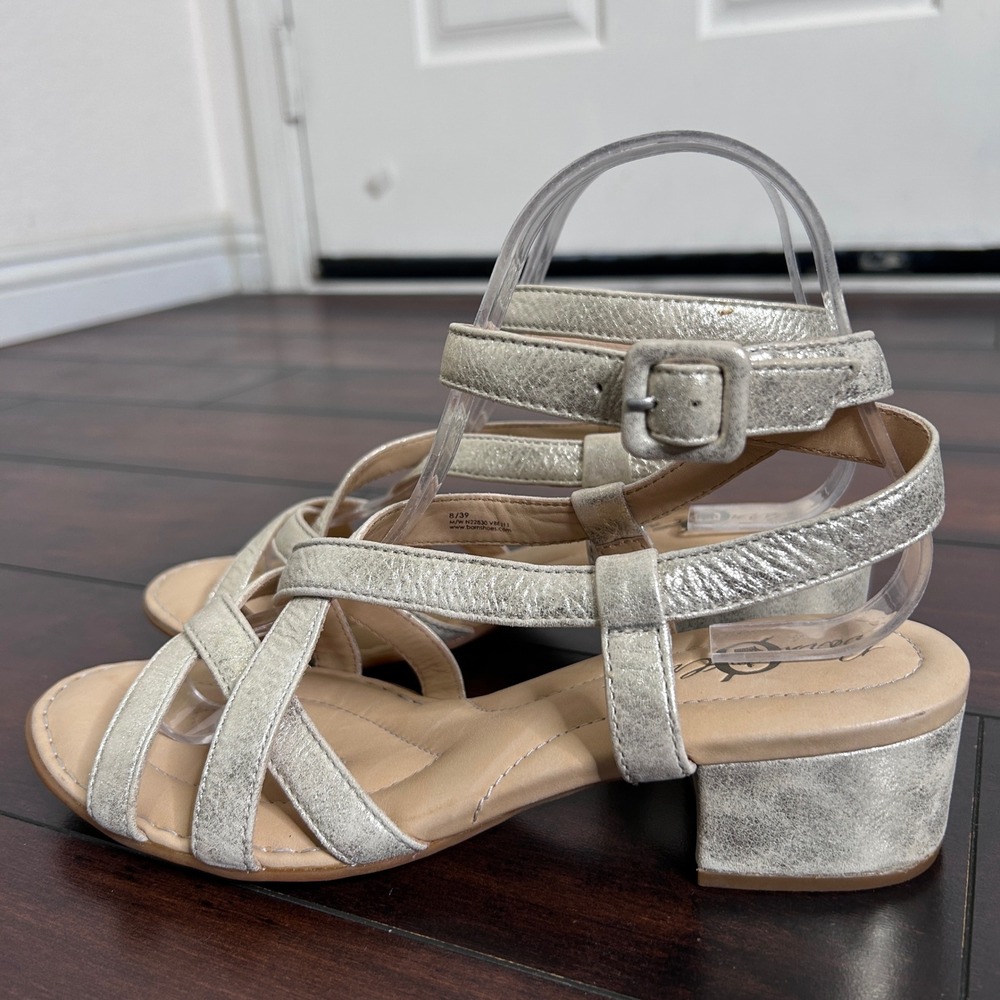 NWOB Born Strappy Block Heel Sandals Women 8 Gold Metallic Leather Wedding Guest - Picture 4 of 11
